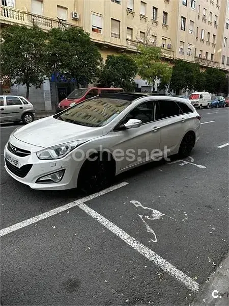 Usado Hyundai i40 GLS 136 CV (100 kW) 2011 Blanco Familiar