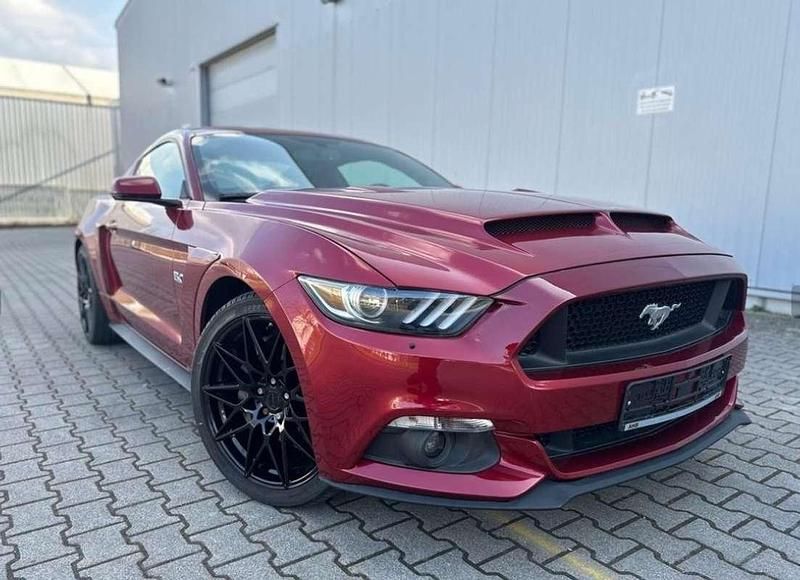Burdeos Usado 2016 Ford Mustang Coupe | 40.085 € - Imagen 1/4