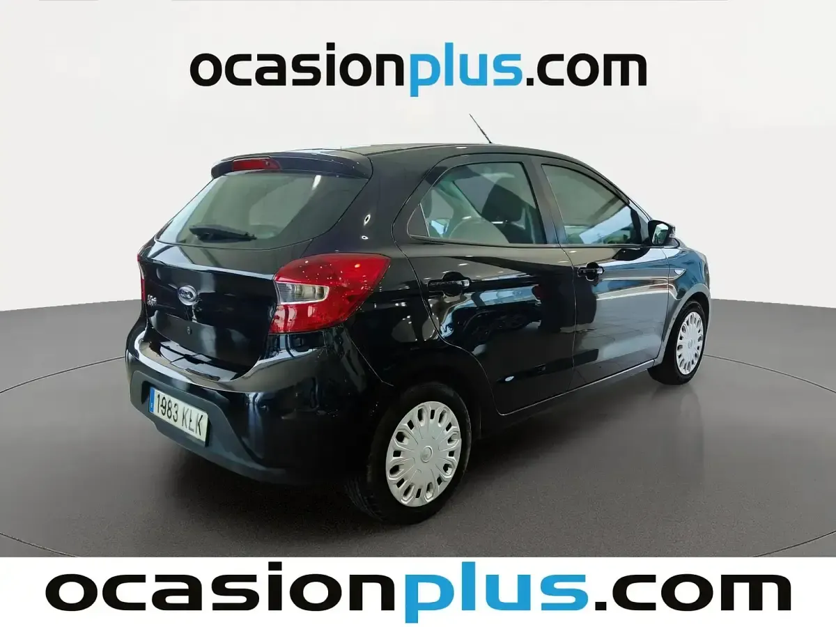 Usado Ford Ka 70 CV (51 kW) 2018 Negro Berlina
