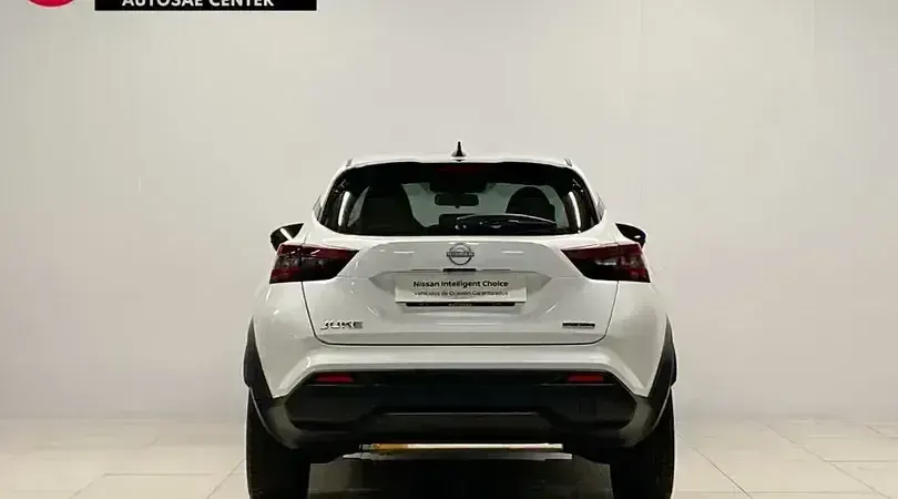 Usado Nissan Juke N-Connecta 143 CV (105 kW) 2025 Lunar white (metalizado) SUV