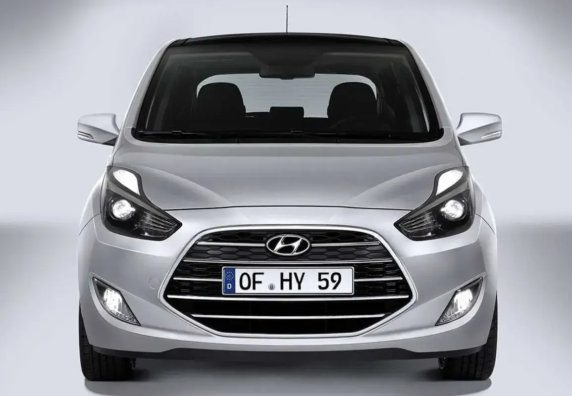 Usado Hyundai ix20 90 CV (66 kW) 2015 Blanco Utilitario