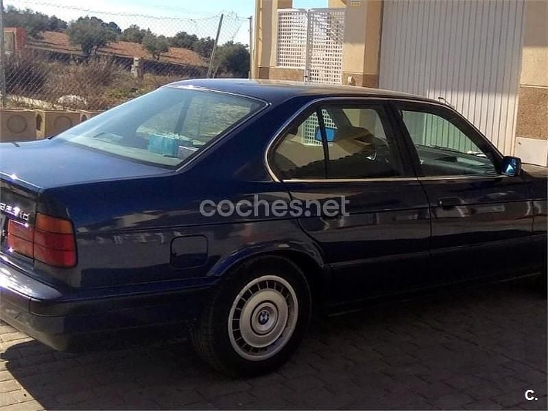 Azul Usado 1993 BMW 525 Berlina | 3000 € - Imagen 1/4