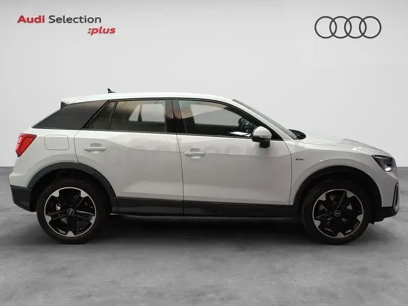 Usado Audi Q2 Ambiente 150 CV (110 kW) 2025 Blanco SUV