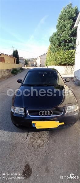 Azul Usado 2003 Audi A3 Attraction Berlina | 2300 € (Precio justo) - Imagen 1/4