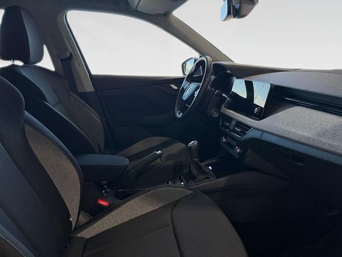 Usado Skoda Kamiq Selection 115 CV (84 kW) 2024 Azul SUV