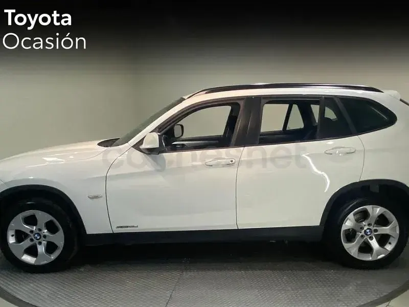 Usado BMW X1 Comfort Edition 143 CV (105 kW) 2010 Blanco SUV
