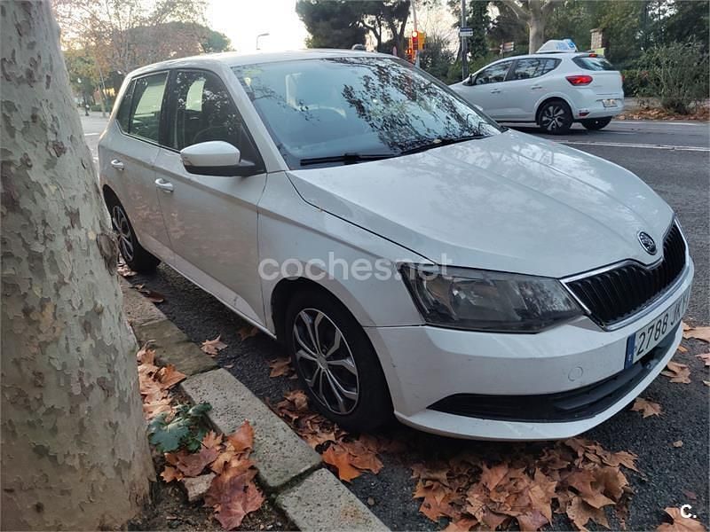 Blanco Usado 2016 Skoda Fabia Ambition Berlina | 6500 € (Super precio) - Imagen 1/4