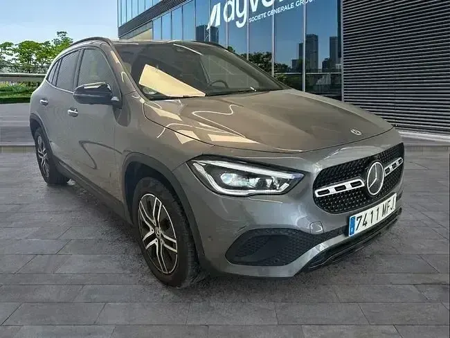 Używany Mercedes GLA220 190 KM (139 kW) 2023 Szary SUV