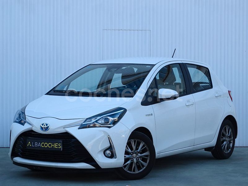Blanco Usado 2018 Toyota Yaris Hybrid Active Berlina | 17.490 € (Precio justo) - Imagen 1/4