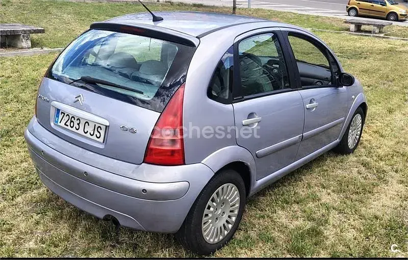 Usado Citroën C3 Exclusive 92 CV (67 kW) 2003 Gris / plata Berlina