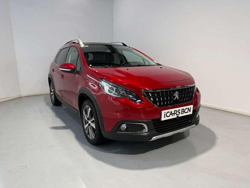 Usado Peugeot 2008 Allure 110 CV (80 kW) 2018 Burdeos SUV
