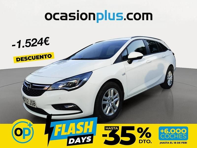 Usado Opel Astra Selective 110 CV (80 kW) 2016 Blanco Familiar