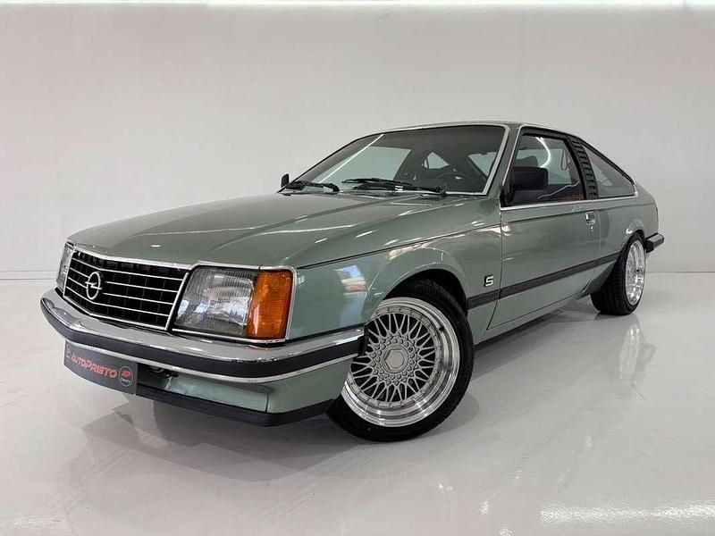 Usado Opel Monza 179 CV (131 kW) 1981 Verde Coupe