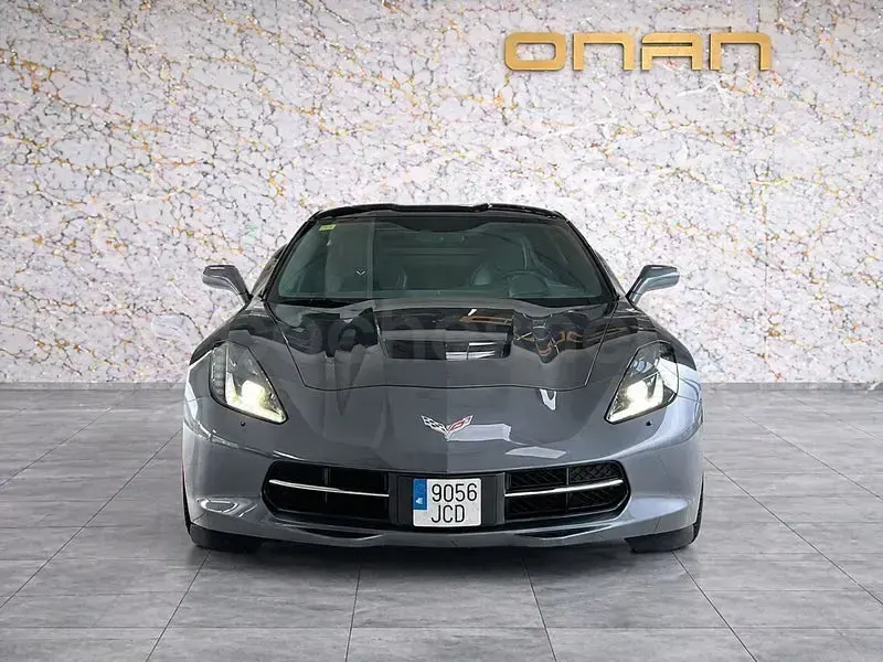 Usado Chevrolet Corvette Stingray 450 CV (330 kW) 2014 Gris / plata Coupe