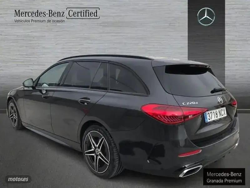Usado Mercedes C220 200 CV (147 kW) 2025 Gris Familiar