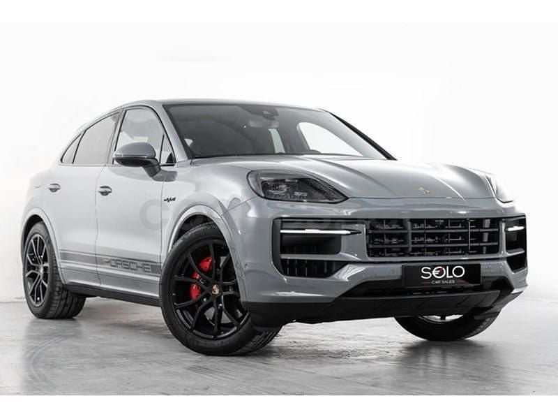Usado Porsche Cayenne 470 CV (345 kW) 2025 Gris / plata SUV