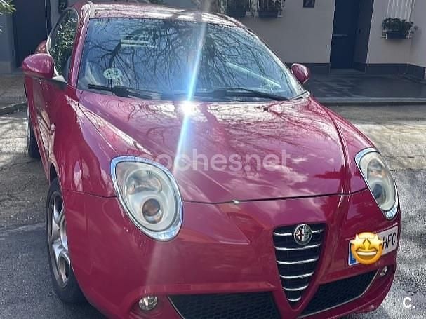 Rojo Usado 2011 Alfa Romeo MiTo Distinctive Utilitario | 5200 € (Precio justo) - Imagen 1/4