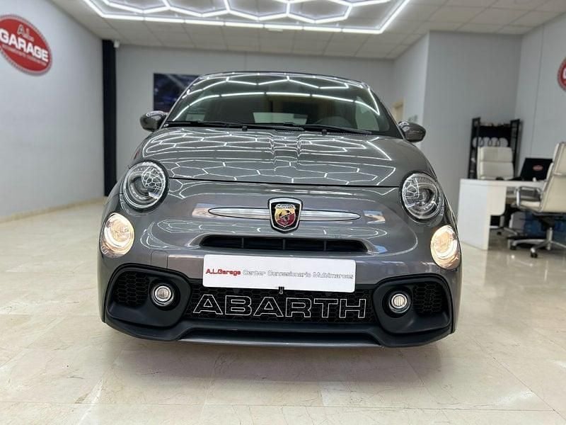 Usado Abarth 500C Pista 160 CV (117 kW) 2018 Gris / plata Descapotable