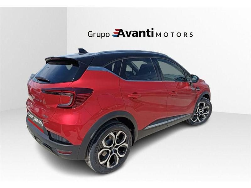 Usado Mitsubishi ASX 159 CV (116 kW) 2023 Rojo SUV