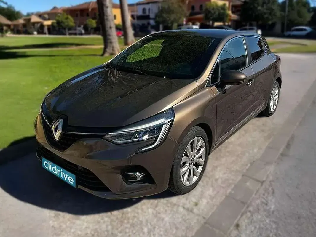 Usado Renault Clio Zen 116 CV (85 kW) 2020 Marrón Utilitario