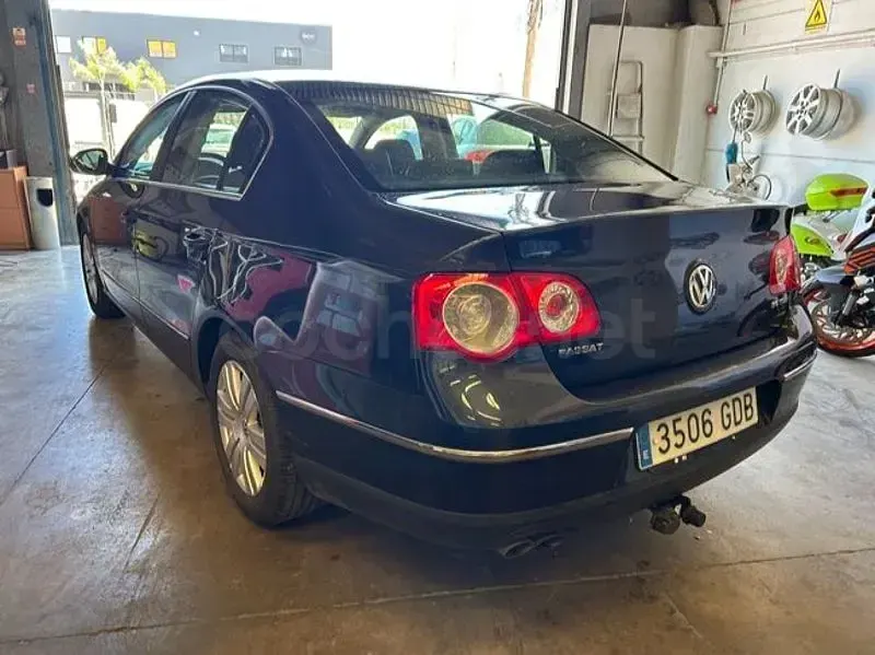 Usado VW Passat Advance 110 CV (80 kW) 2008 Azul Berlina