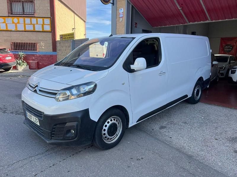 Usado Citroën Jumpy 102 CV (75 kW) 2022 Blanco Monovolumen