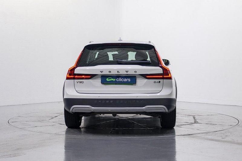 Usado Volvo V90 CC Pro 197 CV (144 kW) 2021 Blanco Familiar