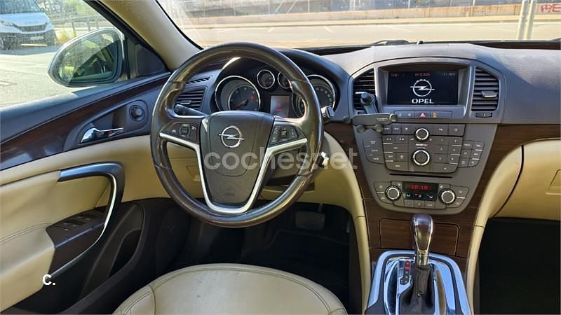 Usado Opel Insignia Edition 160 CV (117 kW) 2009 Negro Berlina