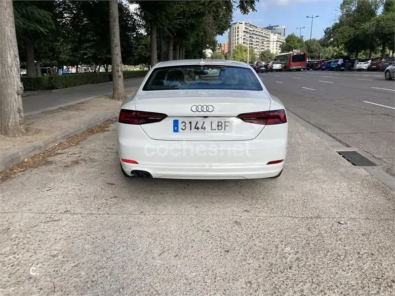 Usado Audi A5 Advanced Plus 190 CV (139 kW) 2019 Blanco Coupe