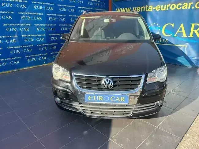 Używany VW Touran 106 KM (77 kW) 2008 Czarny Minivan