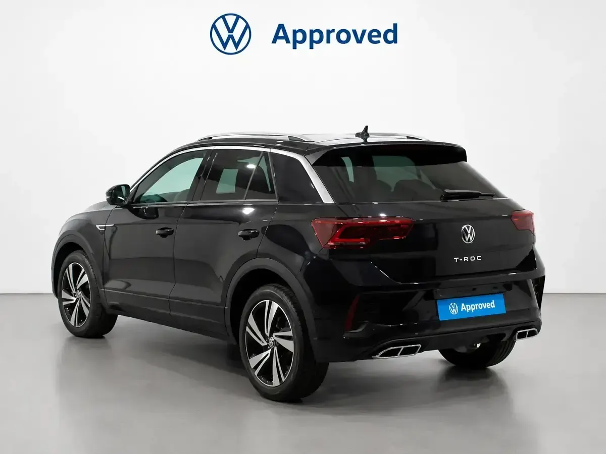 Usado VW T-Roc R-line 150 CV (110 kW) 2025 Negro SUV
