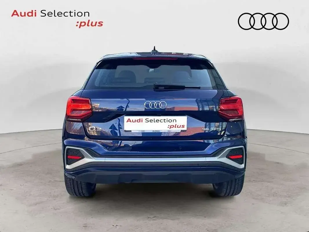 Usado Audi Q2 150 CV (110 kW) 2024 Azul SUV