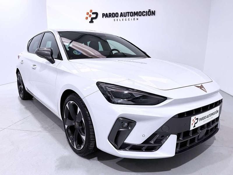 Blanco Usado 2024 Cupra Leon Utilitario | 26.900 € (Precio justo) - Imagen 1/4