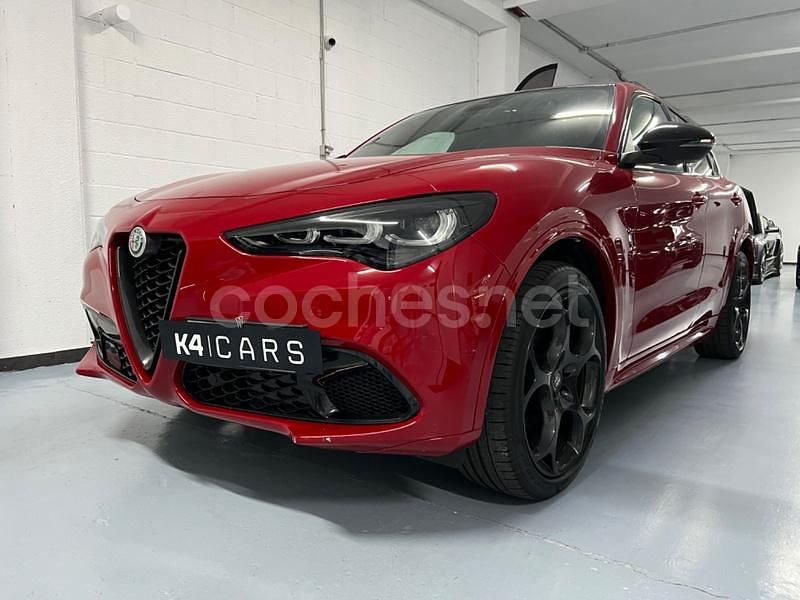 Usado Alfa Romeo Stelvio 280 CV (205 kW) 2024 Rojo SUV