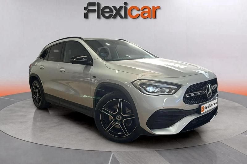 Gris Usado 2021 Mercedes GLA250 SUV | 29.990 € (Precio justo) - Imagen 1/4