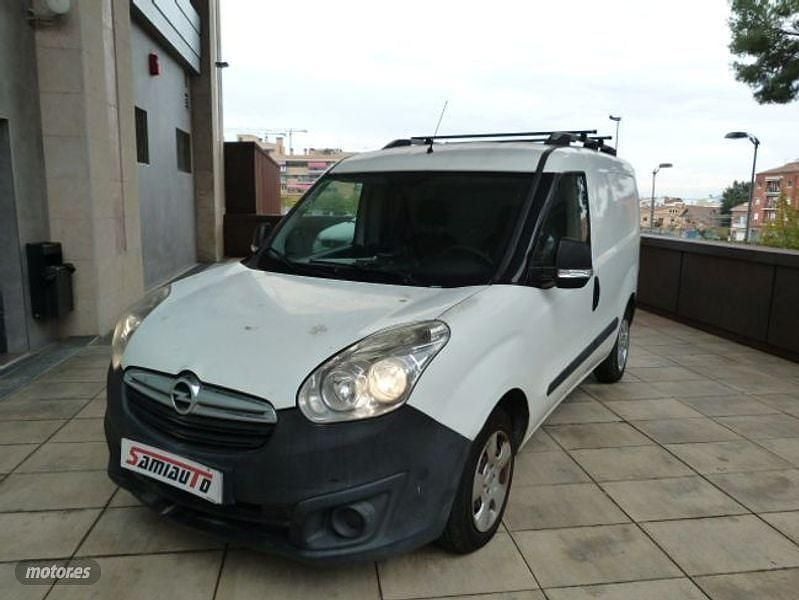 Usado Opel Combo 90 CV (66 kW) 2014 Blanco Van