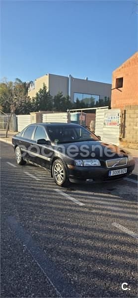 Usado Volvo S80 272 CV (200 kW) 2002 Negro Berlina