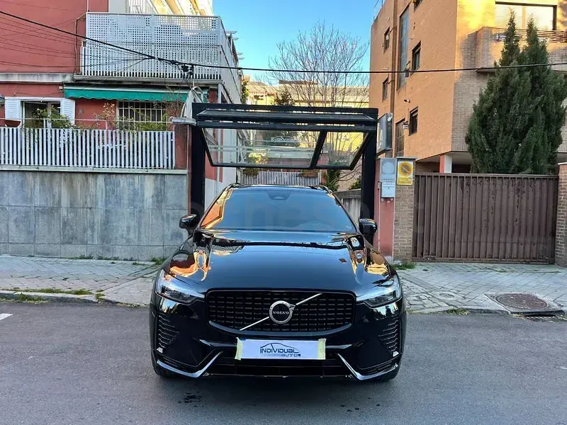 Usado Volvo XC60 Plus 197 CV (144 kW) 2022 Negro SUV