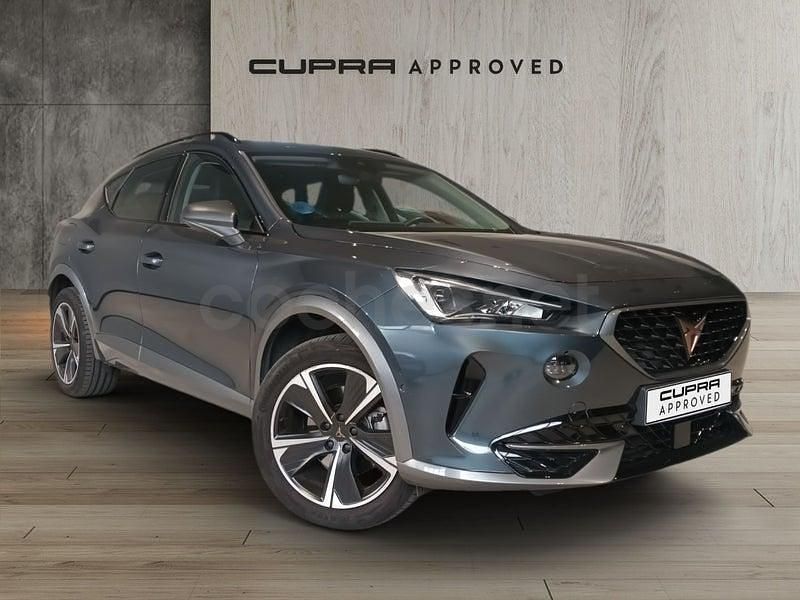 Usado Cupra Formentor 204 CV (150 kW) 2024 Gris / plata SUV