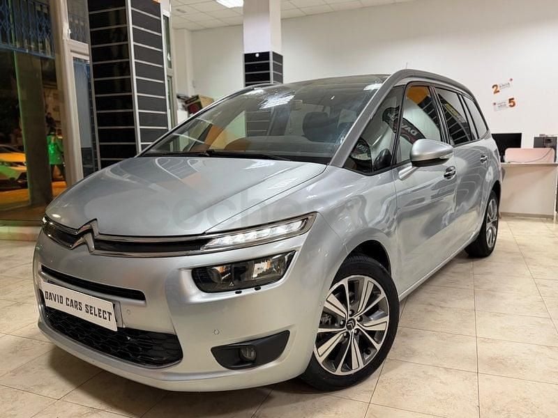 Usado Citroën Grand C4 Picasso Live 120 CV (88 kW) 2016 Gris / plata Monovolumen