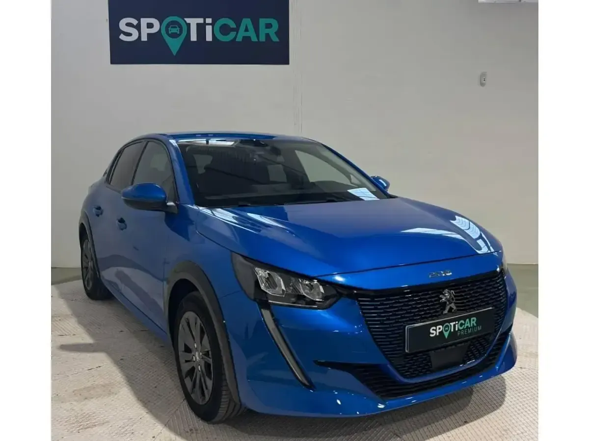 Usado Peugeot e-208 Allure 100 kW (136 CV) 2021 Azul Utilitario