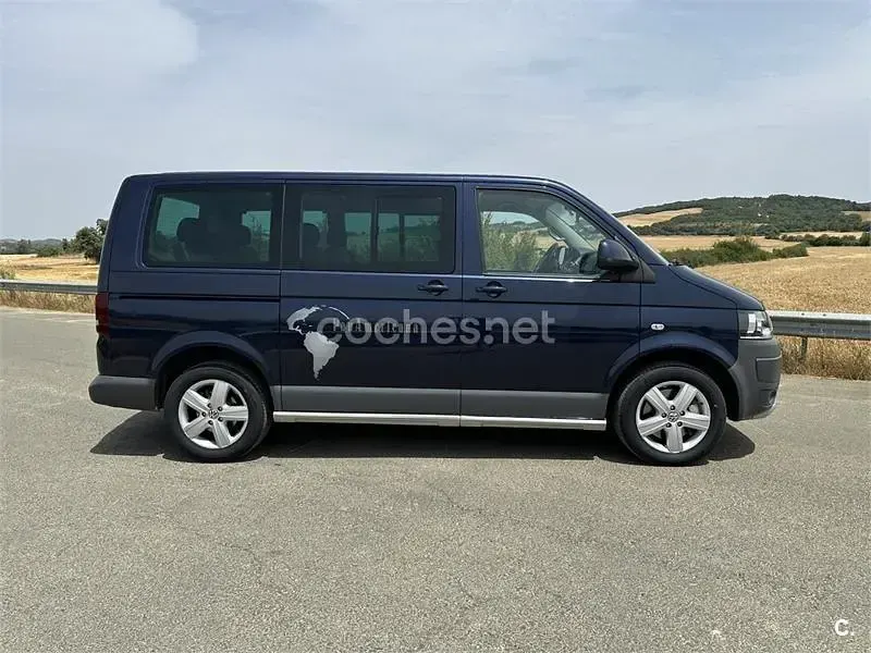 Usado VW Multivan PanAmericana 140 CV (102 kW) 2010 Azul Monovolumen