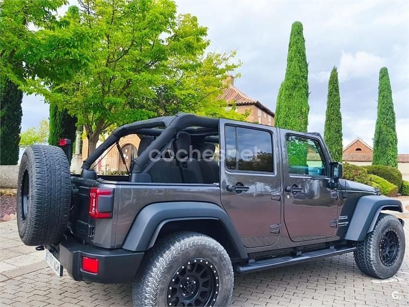 Usado Jeep Wrangler Unlimited 284 CV (208 kW) 2018 Negro SUV