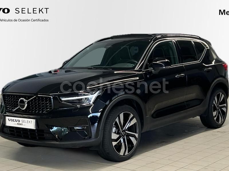 Negro Usado 2024 Volvo XC40 Ultimate SUV | 46.300 € - Imagen 1/4