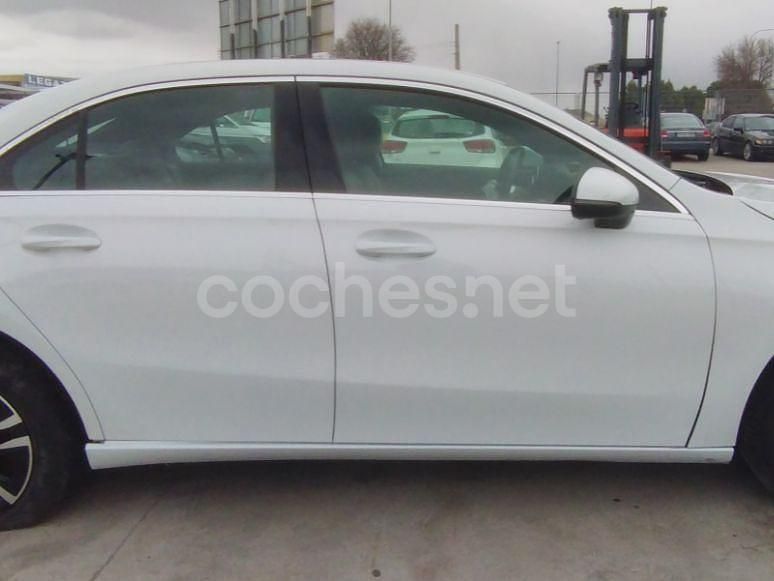 Usado Mercedes A250 218 CV (160 kW) 2023 Blanco Berlina