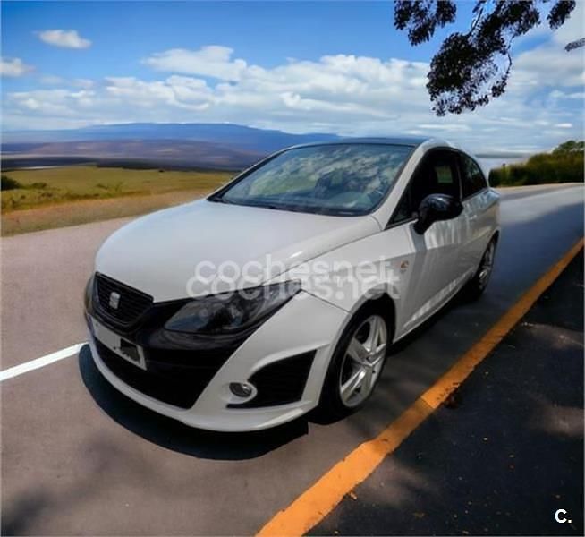 Blanco Usado 2010 Cupra Ibiza Berlina | 9000 € - Imagen 1/4