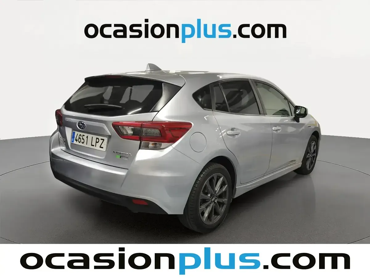 Usado Subaru Impreza 150 CV (110 kW) 2021 Gris Berlina