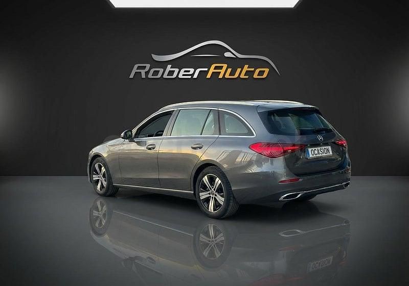 Usado Mercedes C220 200 CV (147 kW) 2022 Gris / plata Familiar