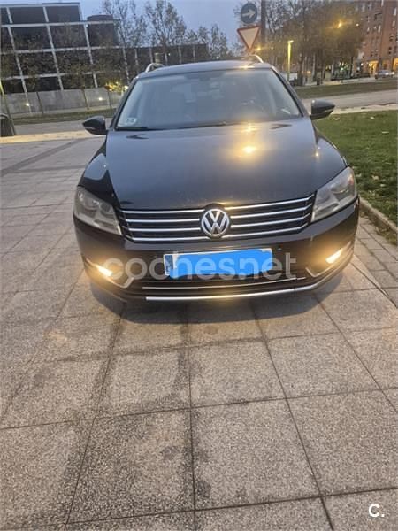 Negro Usado 2012 VW Passat Highline Familiar | 8500 € (Precio justo) - Imagen 1/4