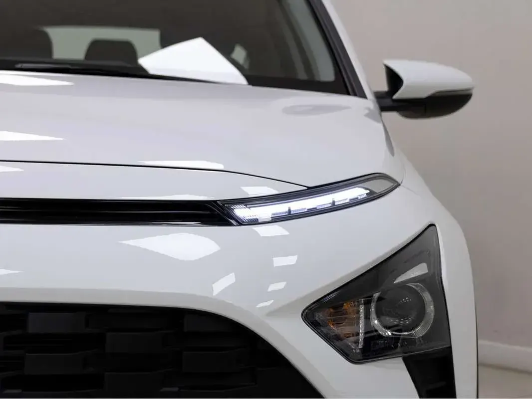 Usado Hyundai Bayon 84 CV (61 kW) 2023 Blanco SUV